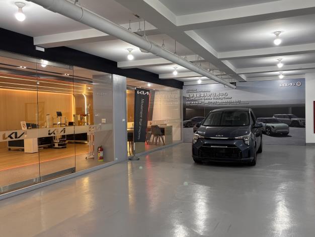 645BE87C-7B85-49ED-942A-23378D317585