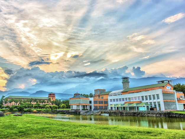 2021 東華大學學生證結合悠遊付導入報告